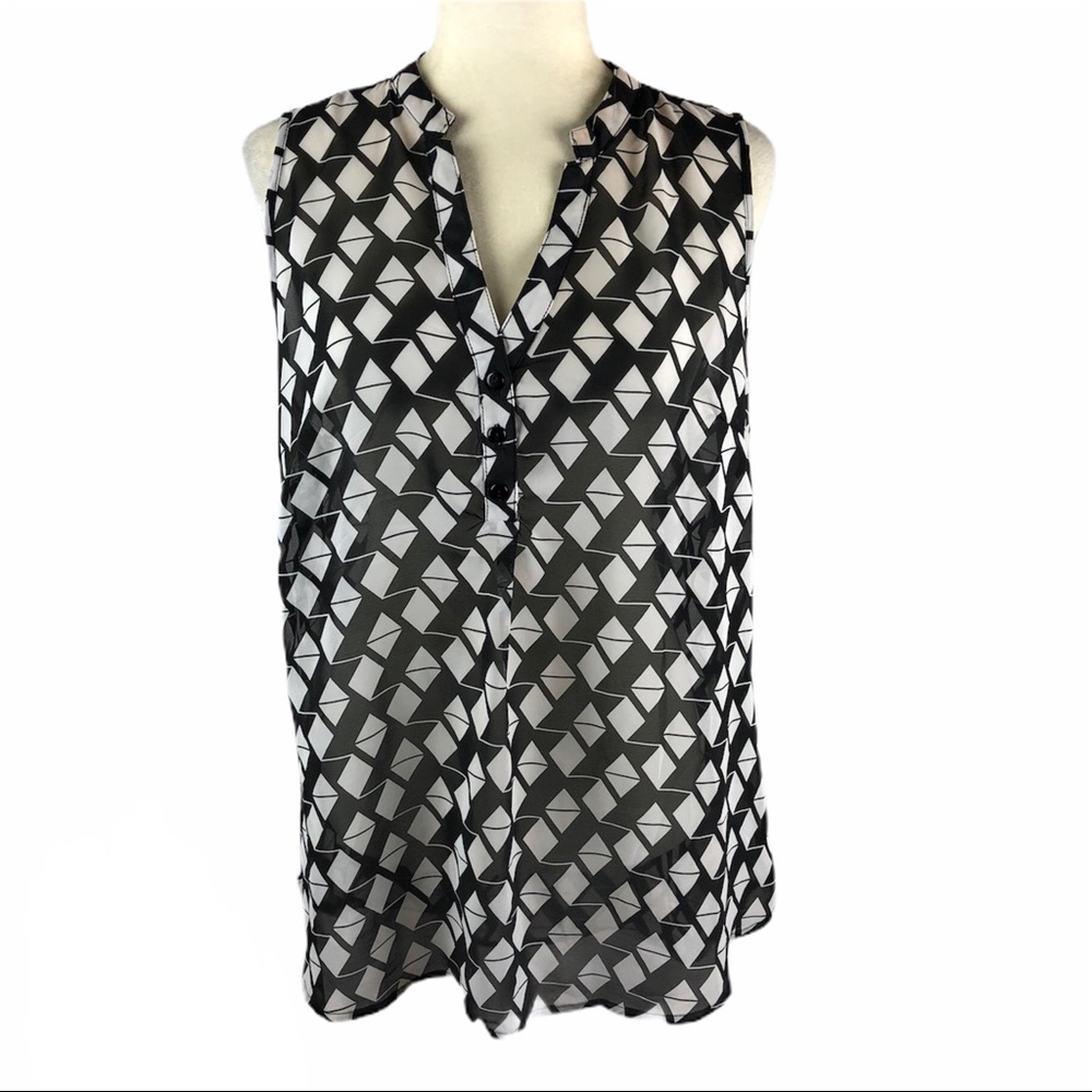 Unique Spectrum Geo Print Back Cutout Popover